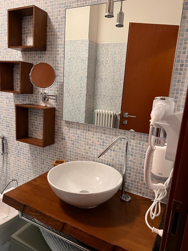 Coco Apartment Bergamo Esterno foto